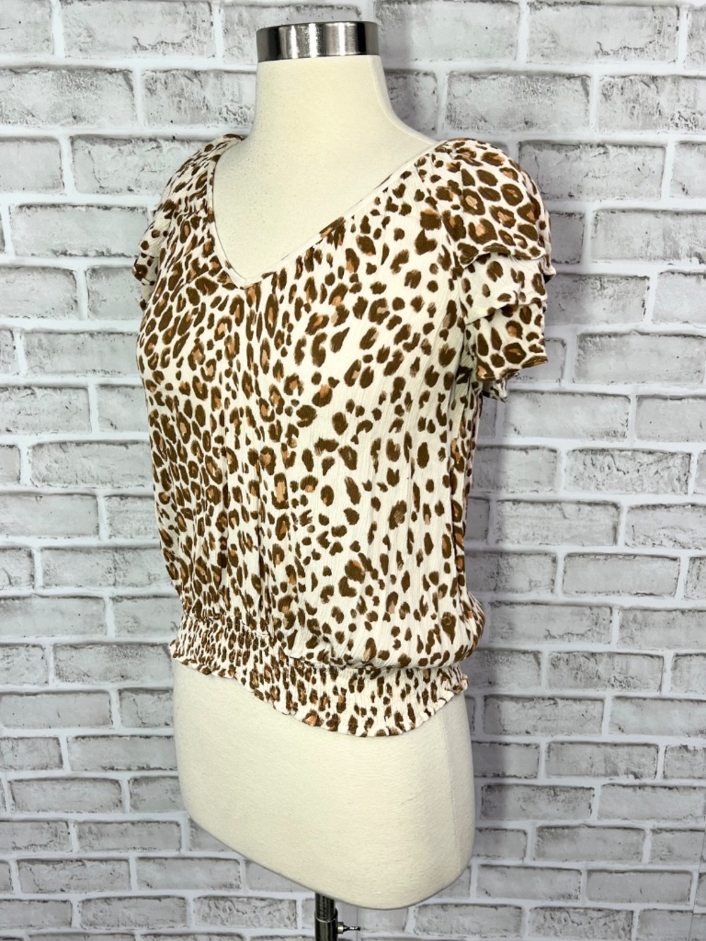 |•EXRESS•| 2 Cute Stretch Tops Size Small - Picture 10 of 16